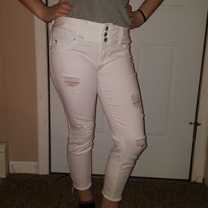 White distressed Capris